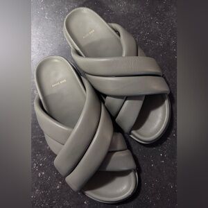 Anine Bing green slides